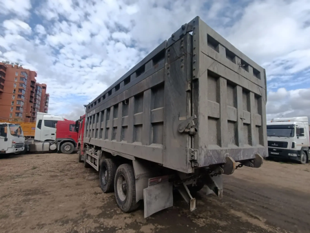 Shacman (Shaanxi) SX 8x4 Самосвал SX32586T384 — Б/У, 2022 г.