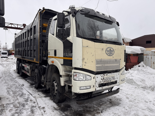 FAW J6* 8x4 Самосвал — Б/У, 2023 г.