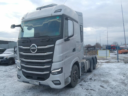 BEIJING BJ 6x4 Седельный тягач BJ4250D6CP-02 — Б/У, 2023 г.