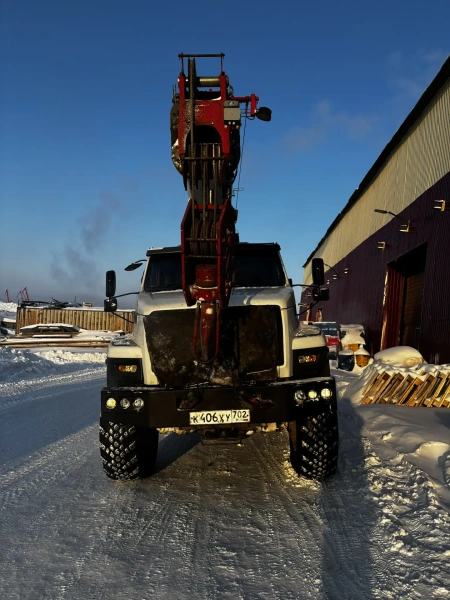 Челябинский механический завод (ЧМЗ) КС-5573 на шасси Ural NEXT 4320 6x6 Автокран 6929H0-1 — Б/У, 2022 г.