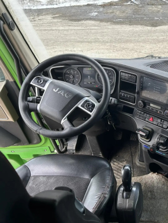 JAC K7 4x2 Седельный тягач — Б/У, 2023 г.