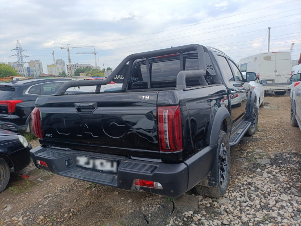 JAC Luxury 2.0 AT (I поколение) — Б/У, 2024 г.