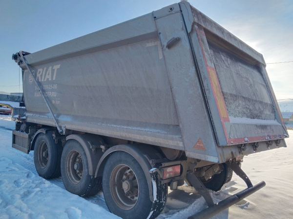 РИАТ 858 Прицеп самосвал 85830F — Б/У, 2023 г.