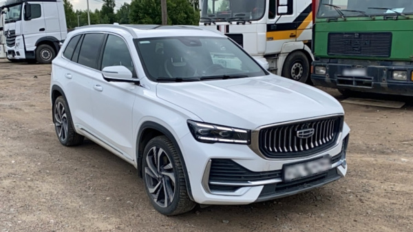 GEELY Flagship 2.0T (238 hp) 8AT 4WD — Б/У, 2023 г.