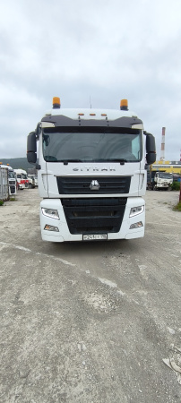 SITRAK C7H 4x2 Седельный тягач ZZ4186V361HE — Б/У, 2023 г.