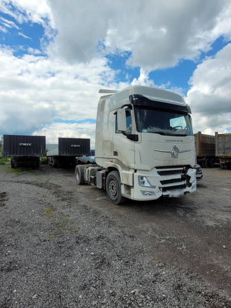 DONGFENG DFH4180 — Б/У, 2024 г.