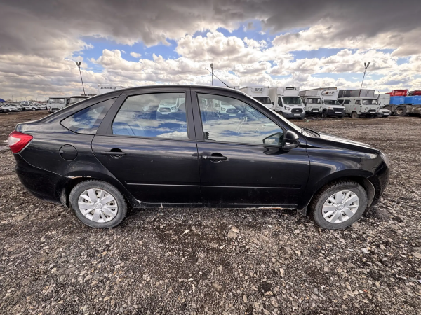LADA GRANTA Лифтбек — Б/У, 2023 г.
