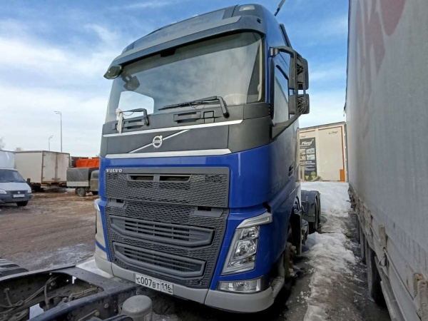 VOLVO FH 6x4 Седельный тягач — Б/У, 2018 г.