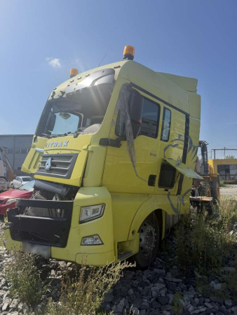 SITRAK ZZ4256V364HE — Б/У, 2023 г.