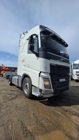 Volvo FH 4x2 Седельный тягач FH-TRUCK — Б/У, 2017 г.