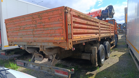 КАМАЗ 65115 6x4 Бортовой с КМУ — Б/У, 2022 г.