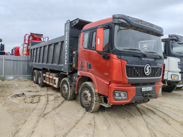 Shacman (Shaanxi) SX 8x4 Самосвал SX331863366 — Б/У, 2024 г.