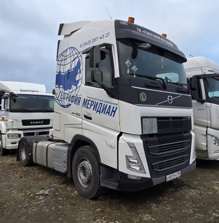 VOLVO FH460 4x2 Седельный тягач — Б/У, 2021 г.