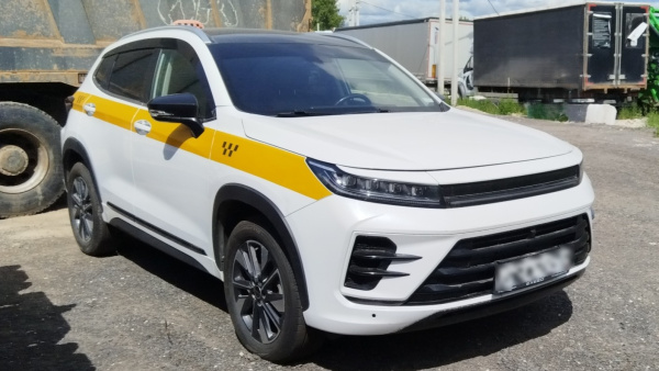 EXEED Luxury 1.5T CVT 2WD — Б/У, 2023 г.