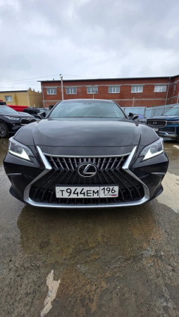 Lexus ES300h ES300h 2.5h CVT Luxury — Б/У, 2023 г.