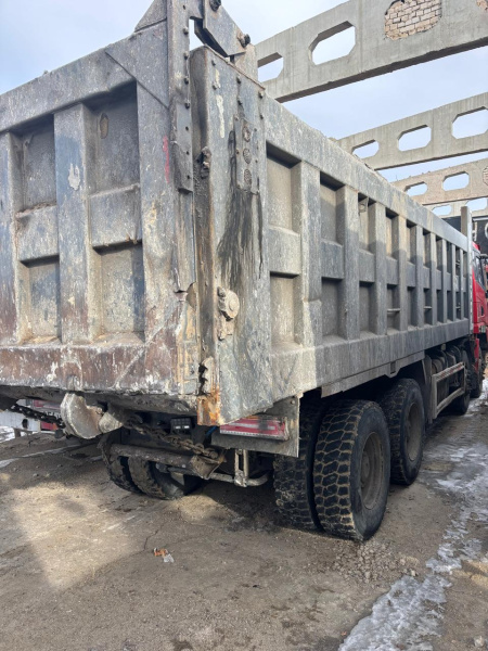 Shacman (Shaanxi) SX331863366 — Б/У, 2022 г.