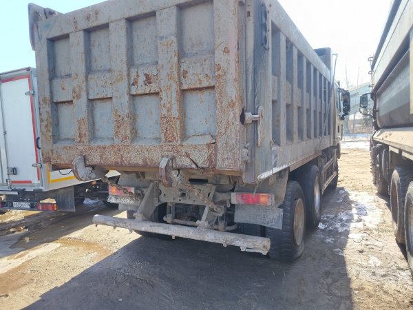 Shacman (Shaanxi) SX32586T384 6x4 Самосвал — Б/У, 2021 г.