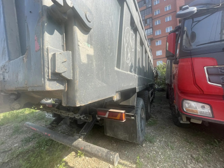 Shacman (Shaanxi) SX 8x4 Самосвал SX331863366 — Б/У, 2024 г.