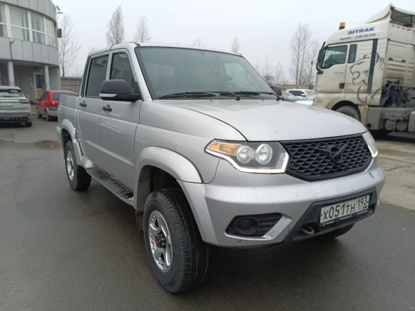 UAZ PATRIOT PICKUP Классик 2.7 5MT — Б/У, 2023 г.