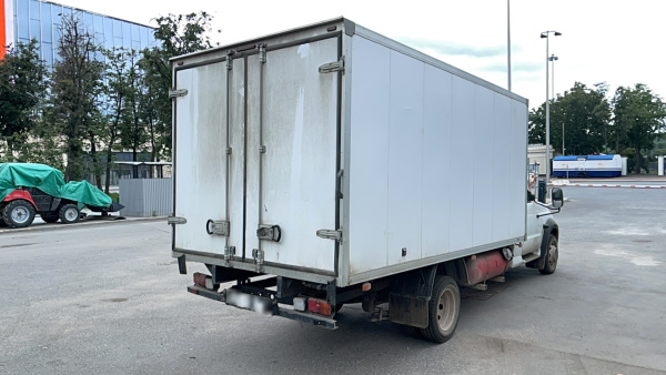UAZ Profi Промтоварный фургон — Б/У, 2024 г.