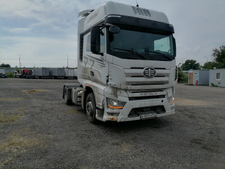 FAW J7 4x2 Седельный тягач CA4180P77K25E5 — Б/У, 2024 г.