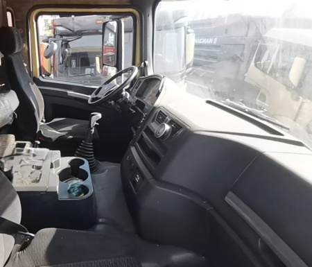 Shacman (Shaanxi) SX33186T366 8х4 Самосвал — Б/У, 2021 г.