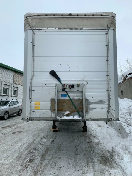 Schmitz Cargobull SCBS3T Полуприцеп шторный SCB S3T — Б/У, 2016 г.