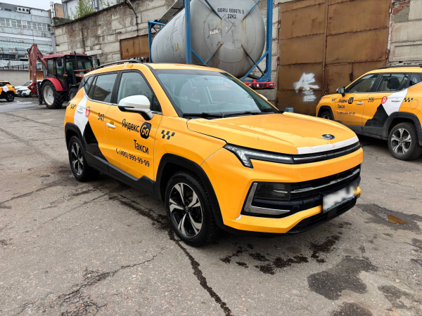 МОСКВИЧ Стандарт 1.5Т CVT — Б/У, 2022 г.