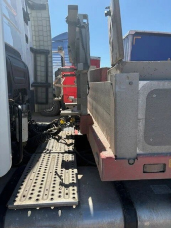 Спецприцеп 9942 Полуприцеп тяжеловоз 4 оси 9942L4 — Б/У, 2023 г.