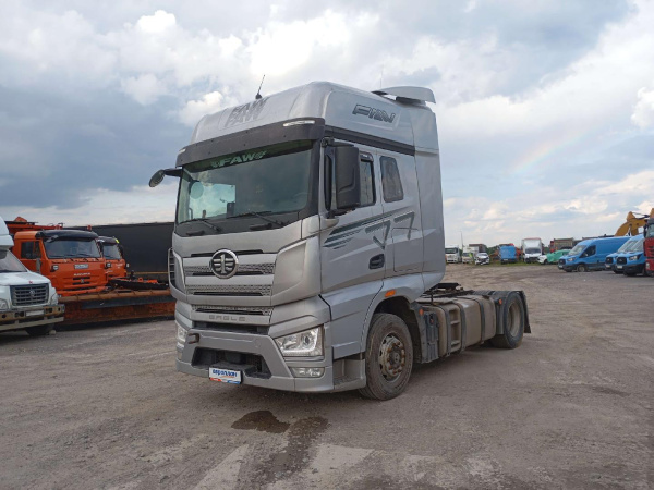 FAW (First Automotive Works) J7 CA4180P77K25E5 — Б/У, 2023 г. (Санкт-Петербург, 368980 км)