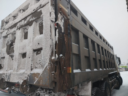 Shacman (Shaanxi) SX 8x4 Самосвал SX33186W366C — Б/У, 2022 г.