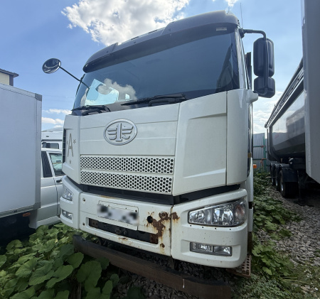 FAW J6* 8x4 Самосвал — Б/У, 2022 г.
