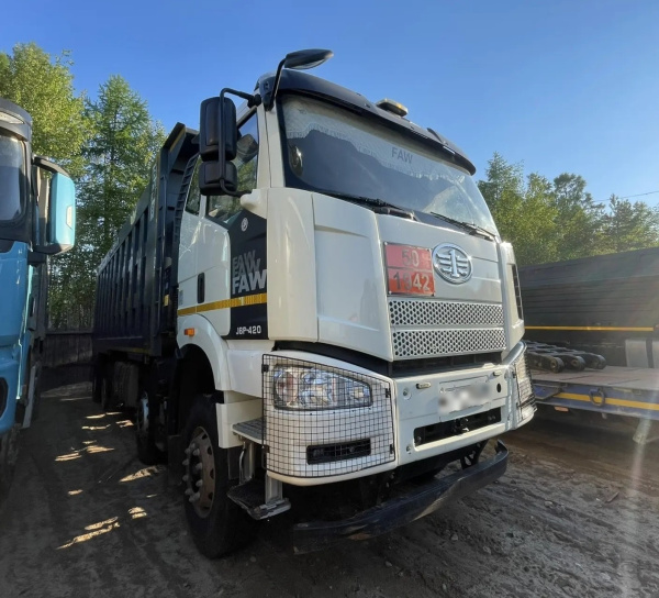 FAW CA3310P66K24T4E5 — Б/У, 2023 г.