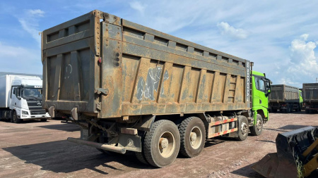 Shacman (Shaanxi) SX 8x4 Самосвал SX33186V366 — Б/У, 2023 г.