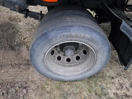 Туймазинский завод автобетоновозов 5893 Прицеп зерновоз 589315 — Б/У, 2023 г.