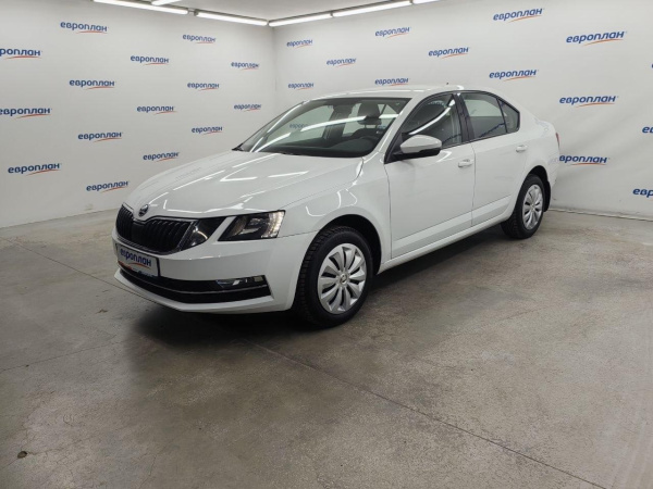Skoda Octavia — Б/У, 2020 г. (Москва, 49990 км)