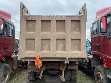 FAW J6 8x4 Самосвал СА3310Р66K24T4E5 — Б/У, 2023 г.