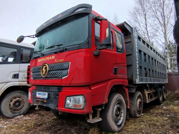 Shacman SX33186T366C — Б/У, 2021 г. (Московская область, 282554 км)