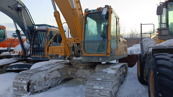 SDLG (Shandong Lingong Construction Machinery Co., PowerCat) E6300F — Б/У, 2023 г. (Кемерово, новый)