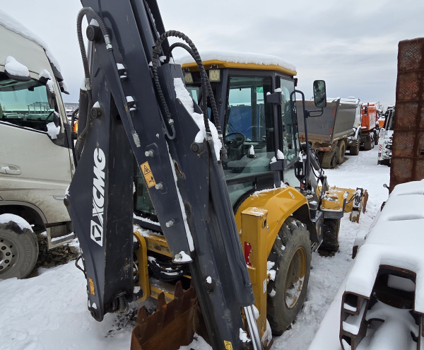 XCMG XC8-S2570 — Б/У, 2023 г.