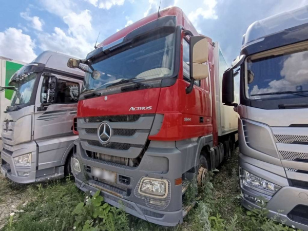 MERCEDES-BENZ Actros 1844LS 4x2 Седельный тягач — Б/У, 2017 г.