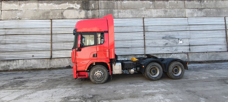 Shacman (Shaanxi) SX 6x4 Седельный тягач SX42584V324 — Б/У, 2023 г.