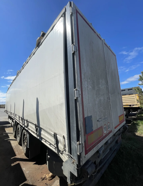 UAT SCFG Полуприцеп Бортовой/Шторный SCFG-9226.01 — Б/У, 2023 г.