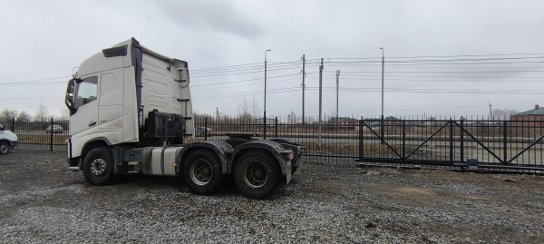 Volvo FH 6x4 Седельный тягач FH-TRUCK — Б/У, 2016 г.
