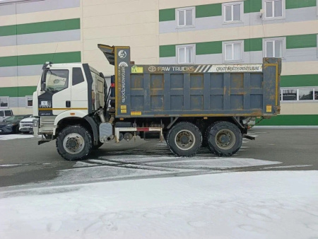 FAW J6 6x6 Самосвал CA3250P66K24L1TE5 — Б/У, 2023 г.