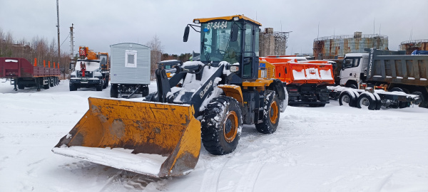 XCMG LW330RU Фронтальный погрузчик — Б/У, 2023 г.