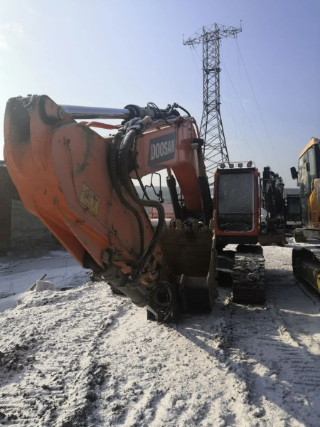 Doosan DX 300 Экскаватор DX300LCA-7M — Б/У, 2023 г.