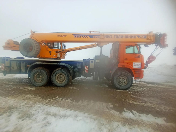 Галичский автокрановый завод (ГАКЗ) КС-55713 на шасси КамАЗ 43118 6x6 Автокран КС-55713-5В-1 — Б/У, 2022 г.