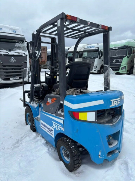 TRF D Вилочный погрузчик D15-3Х — Б/У, 2023 г.