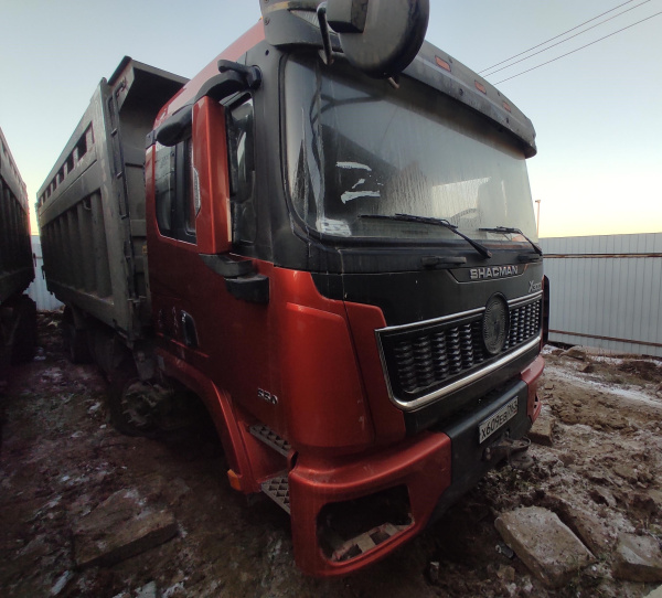 Shacman (Shaanxi) SX331863366 — Б/У, 2024 г.